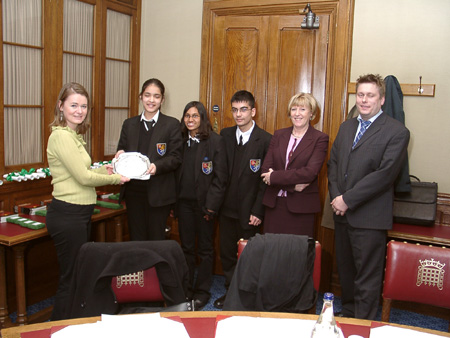 Annabel Ross presenting to Team Spring Grove